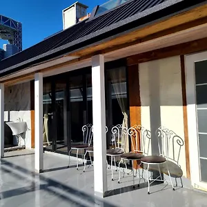 Woomigwan Motel