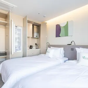 Hotel Vert ホテル
